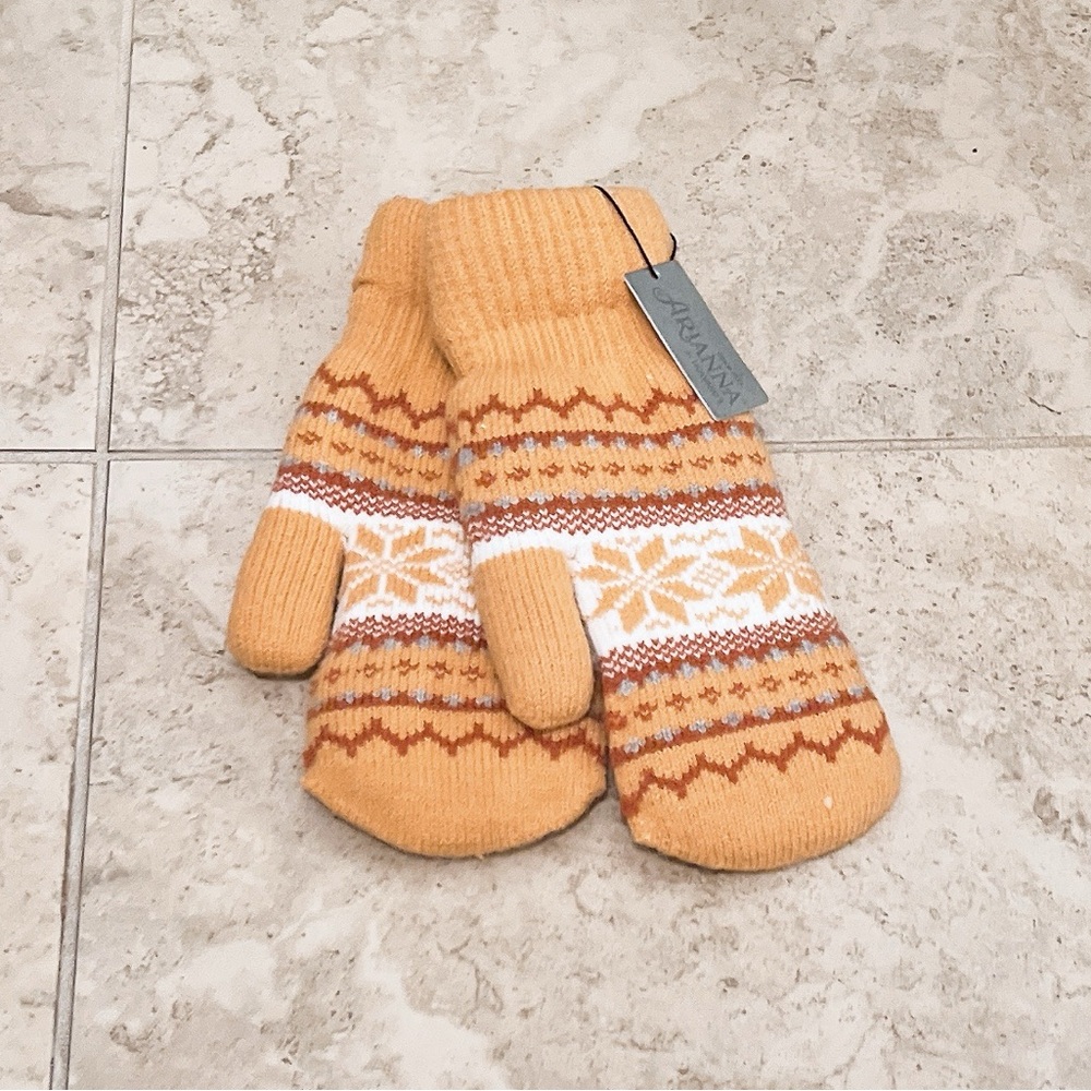 Free- Mittens/ Gloves